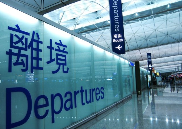 香港人移民舉家回流原因是什么？