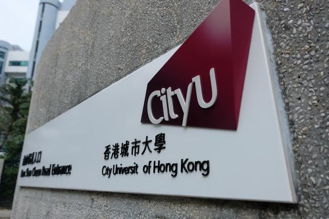 在普通雙非學(xué)校中，哪些學(xué)生更具申請(qǐng)香港研究生的優(yōu)勢(shì)呢？